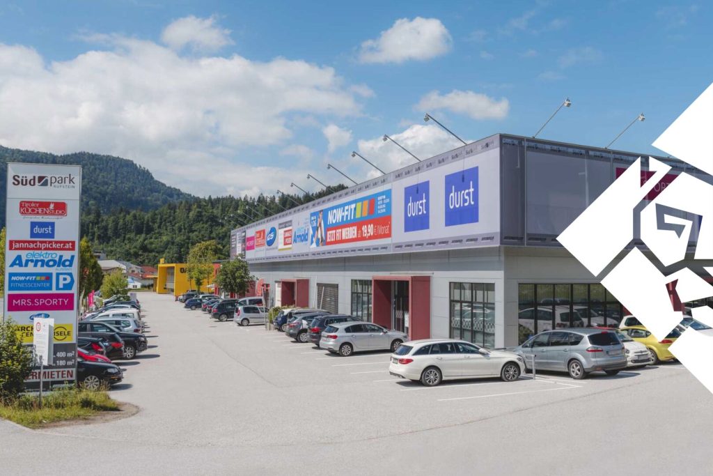 Großzügige Geschäftsfläche in Top-Lage mit 4 Stellplätzen in Kufstein zu vermieten