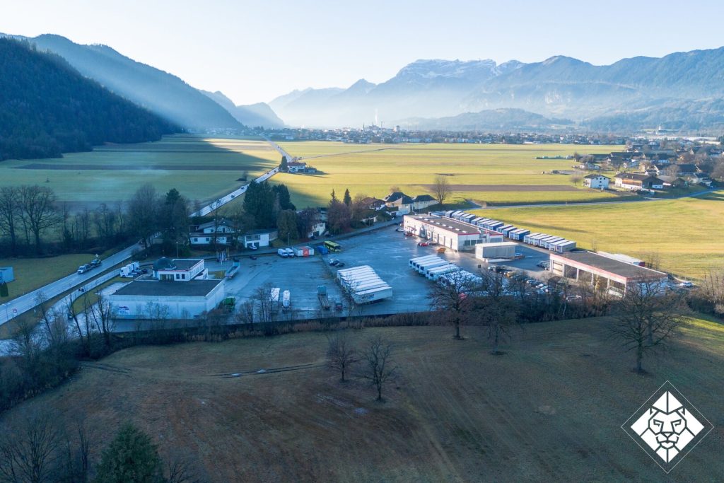 Großflächige Industrie- und Gewerbeliegenschaft mit umfassender Betriebsanlagengenehmigung in Top-Lage nahe der A12 – Foto 3