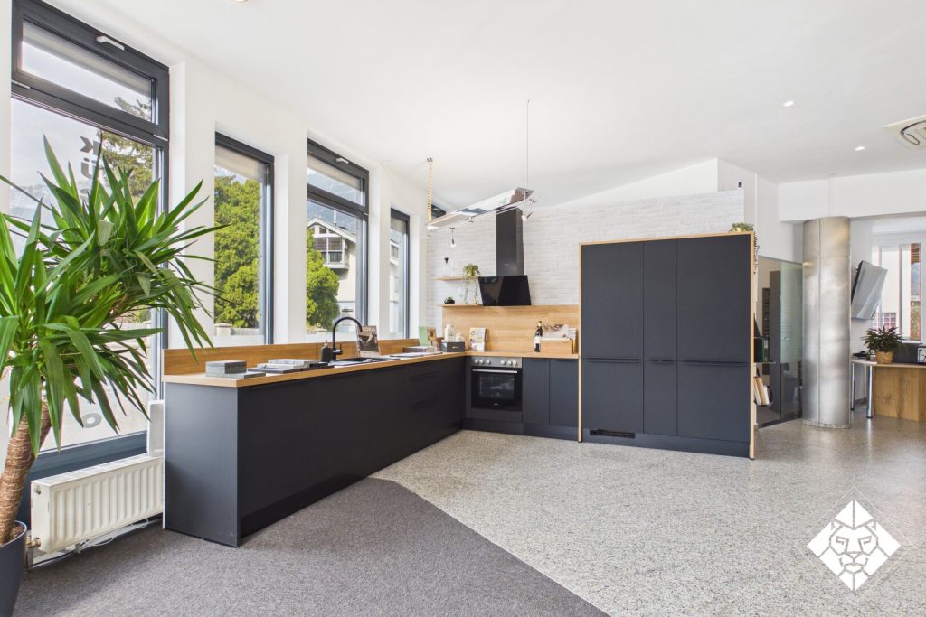 Sofort verfügbare Geschäftsfläche in bester Zentrumslage von Schwaz – hohe Frequenz & ideale Sichtbarkeit – Foto 4