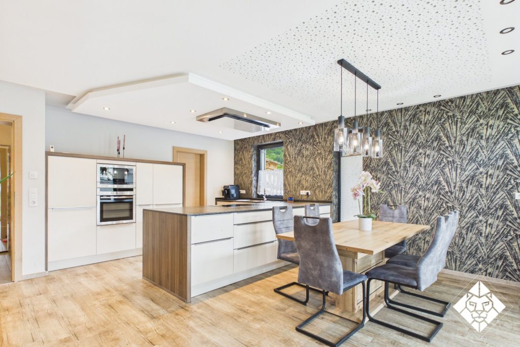 Exklusives Wohnhaus in Bad Häring – Wohnen mit Stil, Komfort und traumhafter Aussicht – Foto 4