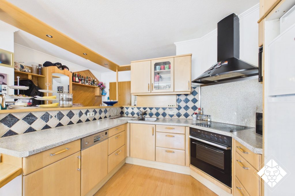 Attraktive 4-Zimmer-Wohnung mit großzügiger Terrasse zu kaufen! – Foto 2