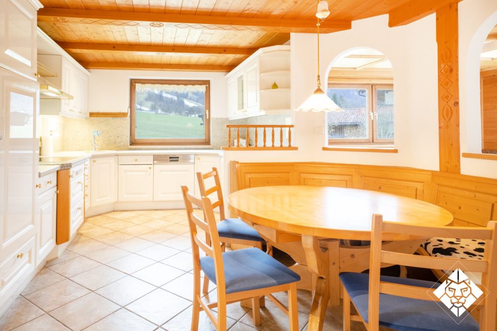 Idyllisches Haus mit großzügigem Garten zu mieten – Foto 2