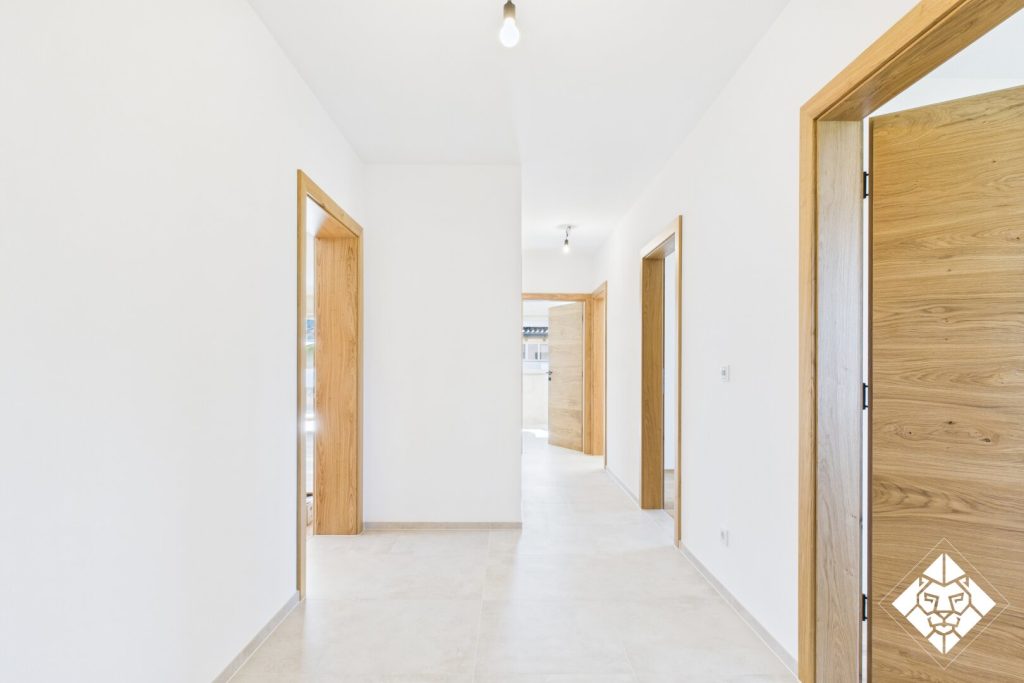 Wohnen auf höchstem Niveau – Exklusives Penthouse in Wörgls Villengegend zu kaufen! – Foto 4