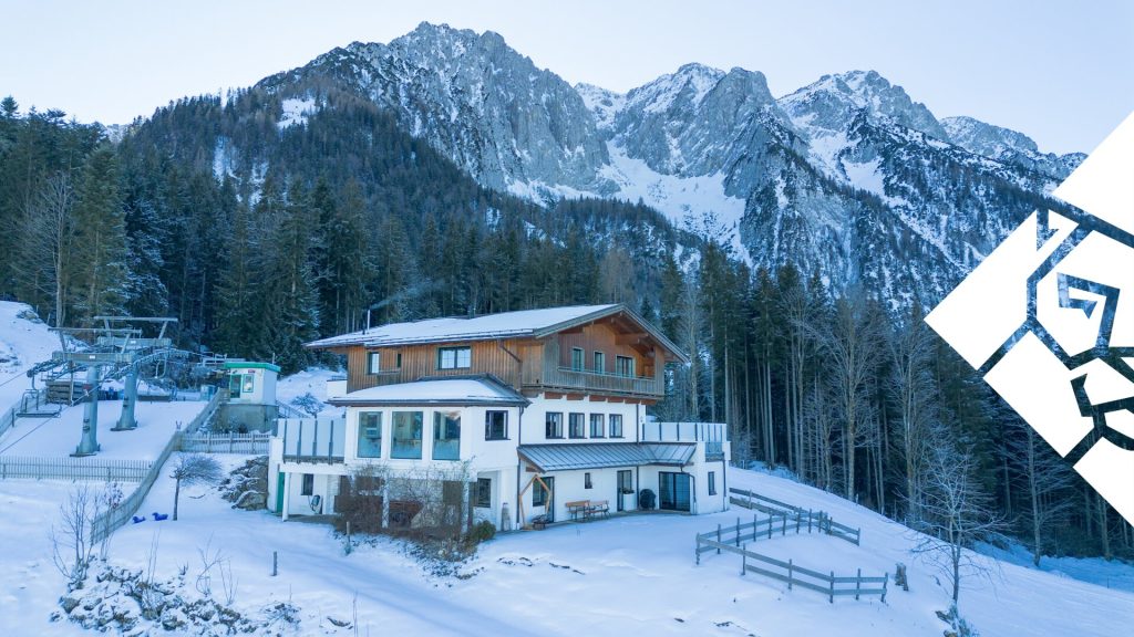 Berghof an der Bergstation Zahmer Kaiser – Gastronomie & Beherbergung in Alleinlage