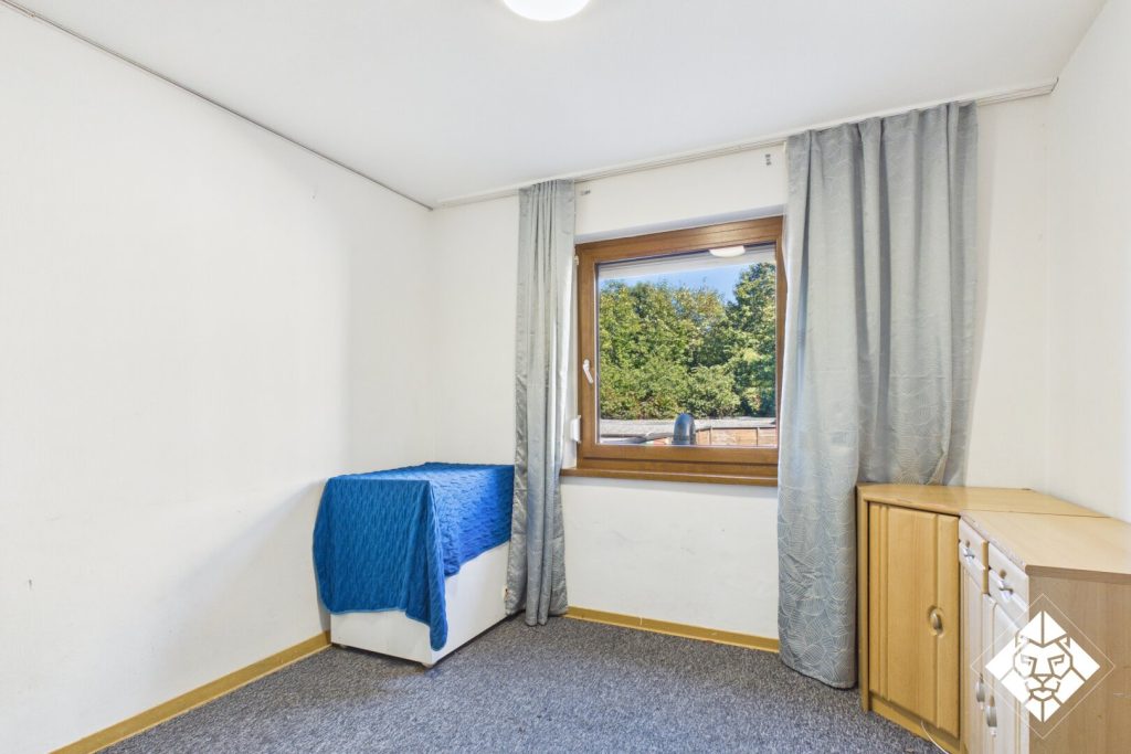 Gemütlichkeit trifft Potenzial: Wohnung in Zentraler Lage mit Kachelofen zu kaufen! – Foto 2