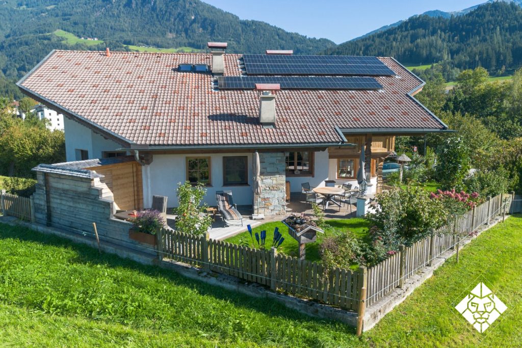 Haus am Ende des Weges: Zirbenstube, Seenähe und Bergblick – Foto 3